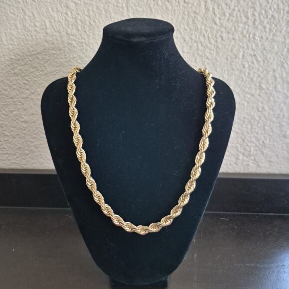 Vintage Necklace 18k Gold Plated Chunky Twisted Rope Chain Heavy 24in - Picture 1 of 5